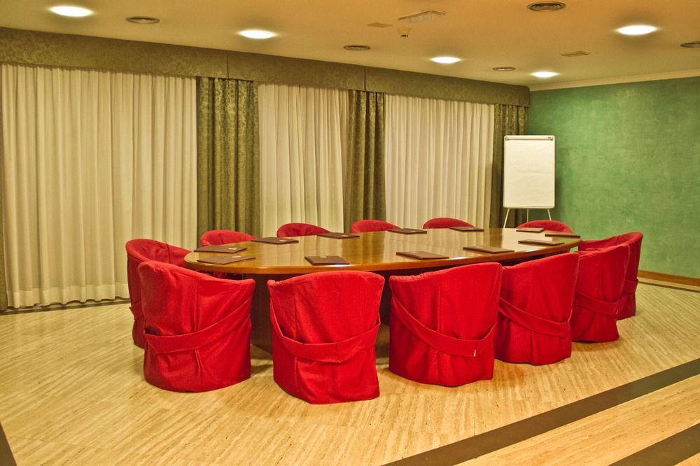 Aldero Hotel Civita Castellana Esterno foto