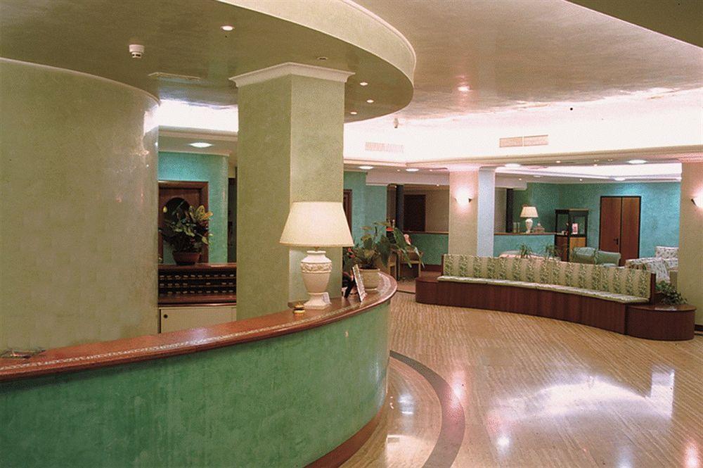 Aldero Hotel Civita Castellana Esterno foto