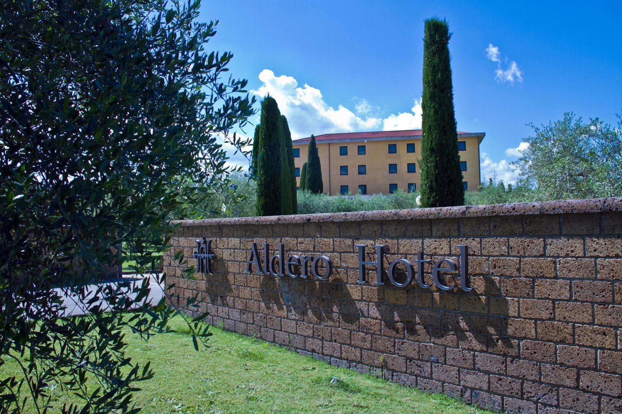 Aldero Hotel Civita Castellana Esterno foto
